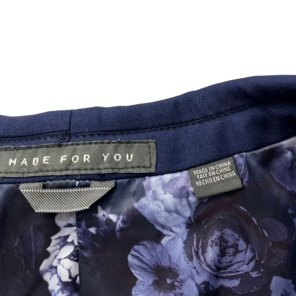 Indochino Men's Navy Wool Blazer Sport Coat 2-Button‎ Lined Floral Interior